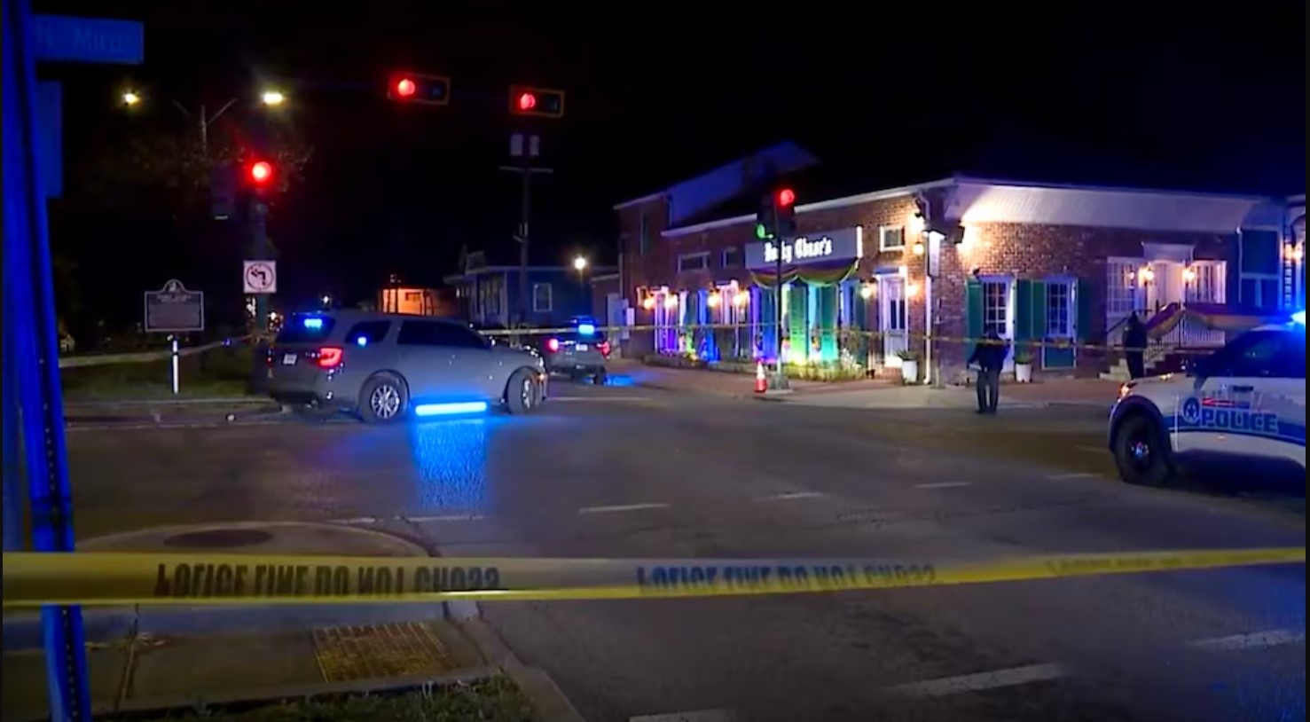 Man Dead, Three Tourists Injured in Shooting at Famous Restaurant